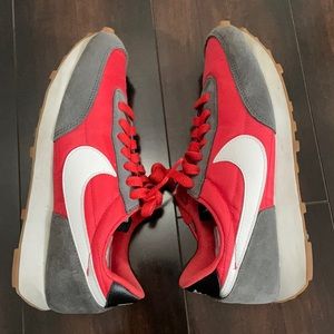 Nike DAYBREAK sneakers